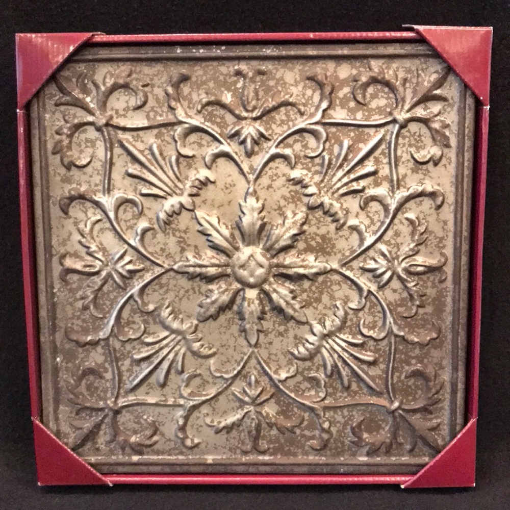 Home Decorators Floral Burst Metal Wall Plaque NEW